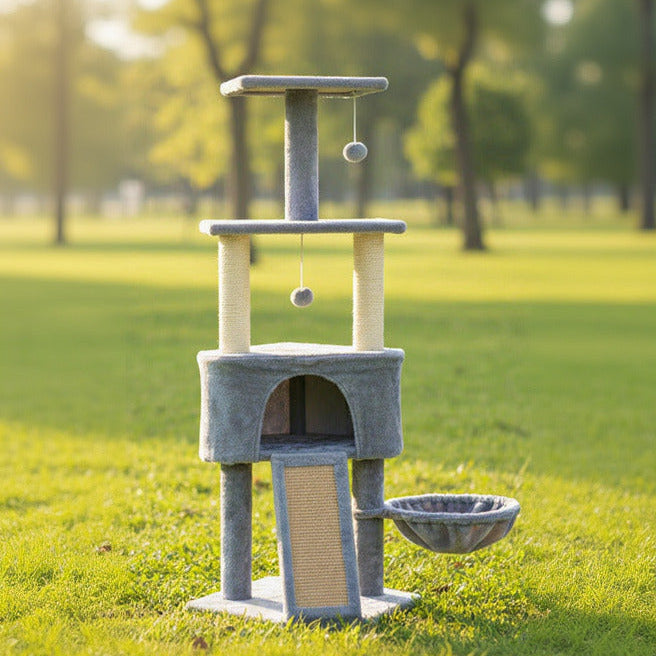 Luxusný 3-Poschodový Škrabací Strom pre Mačky – Sivý Plyšový s Pelechom